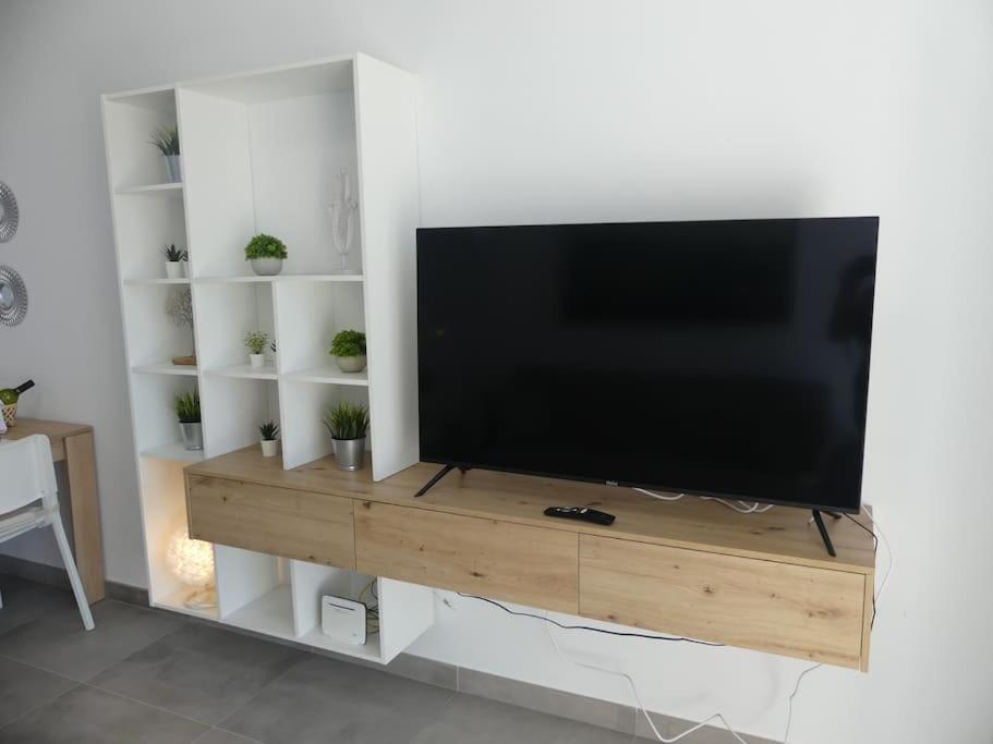 19 Piso Centrico, Nuevo Y Bien Equipado En La Trinidad Apartman La Laguna  Kültér fotó
